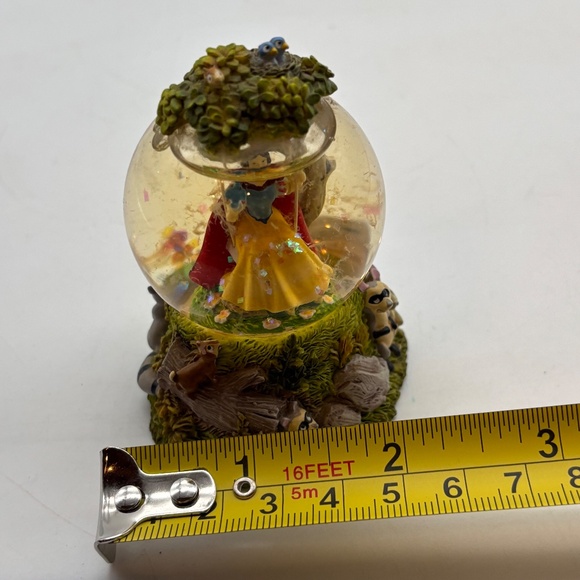 Disney Parks Snow White and the Seven Dwarfs Mini Collectible Water Snow Globe - Picture 8 of 8